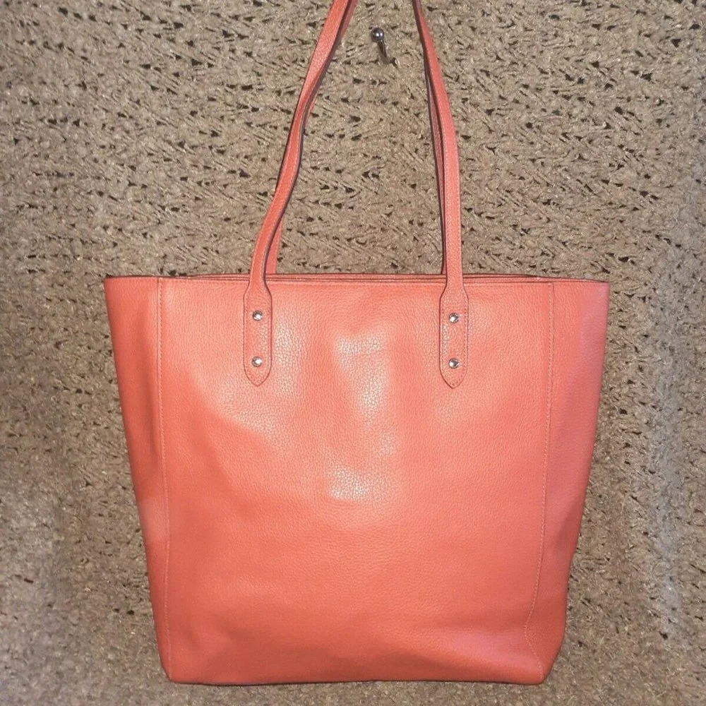 COACH-Turn Lock Town Tote-Scarlet Red Pebbled Leather-Silver Hardware-NEW - Picture 3 of 8